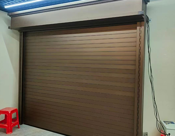 別墅硬質(zhì)快速門